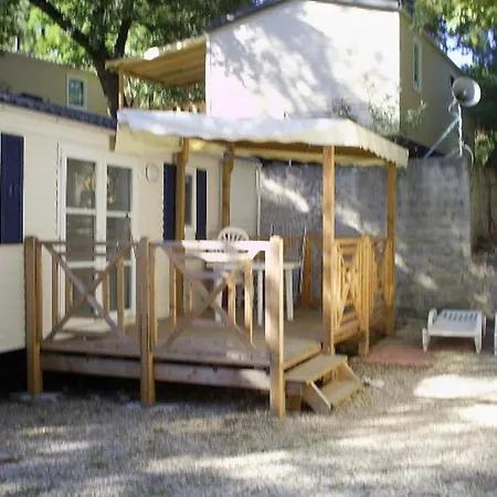 Mobil-home Avec Terrasse - 2 - Api-1-52-1109 *