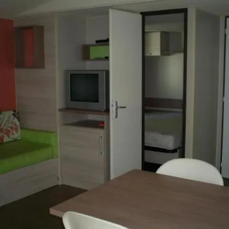 Campingplads Mobil-home Avec Terrasse - 2 - Api-1-52-1109 Hyères